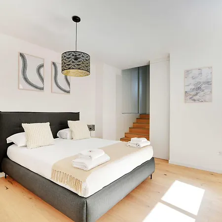 Lejlighed Exclusive Duplex -5bd-10p-